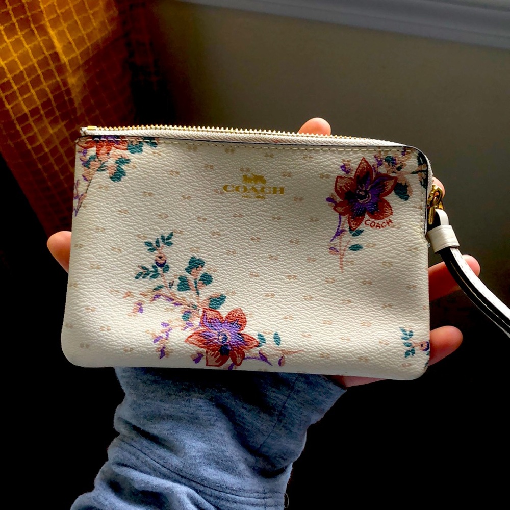 Coach Magnolia Flower Bouquet Wristlet Wallet